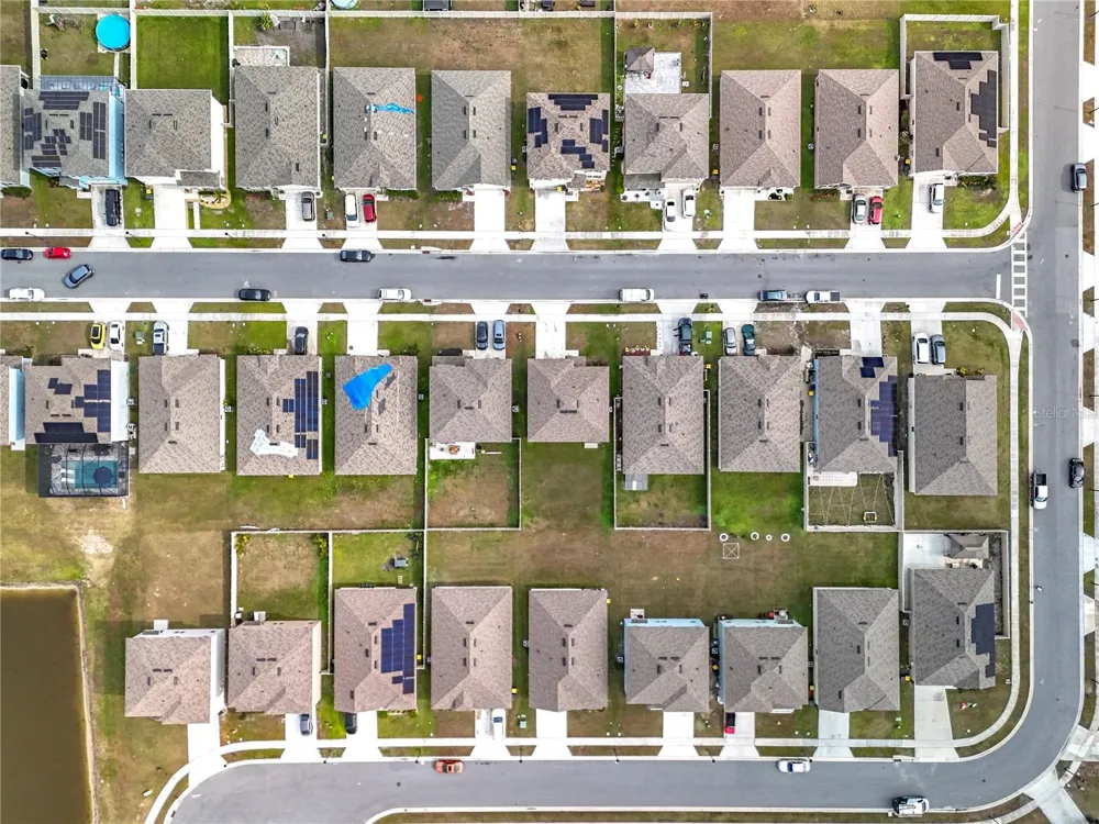1634 REDDISH EGRET COURT Davenport, FL 33897