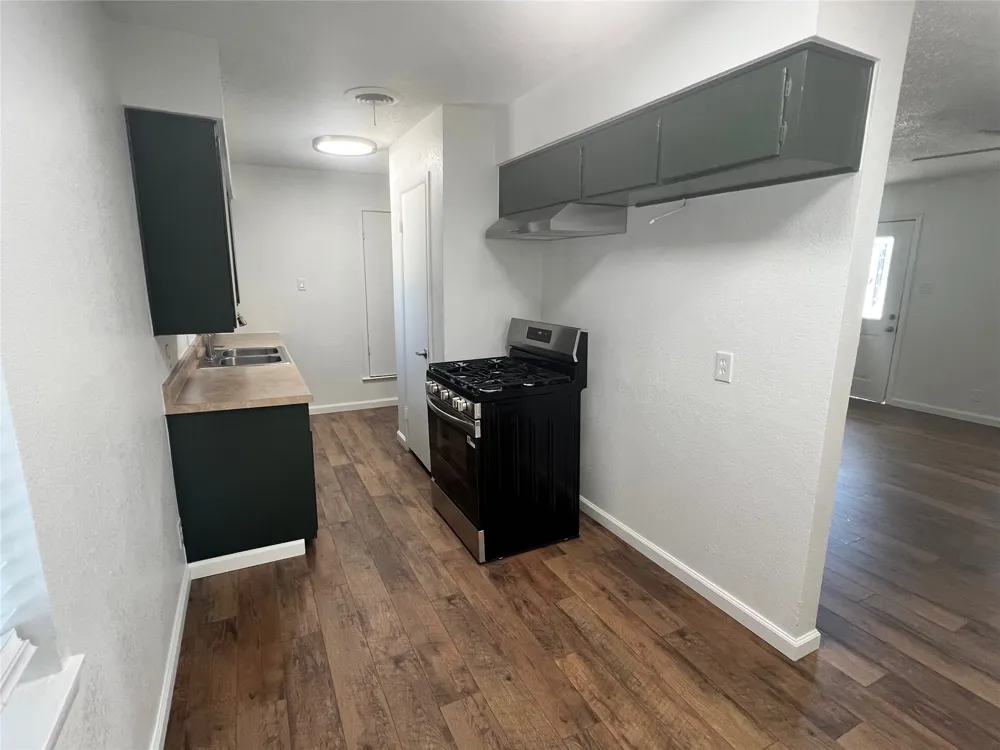 115 Burl Street Corinth, TX 76208