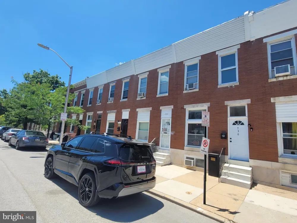 736 LINWOOD AVENUE Baltimore, MD 21205