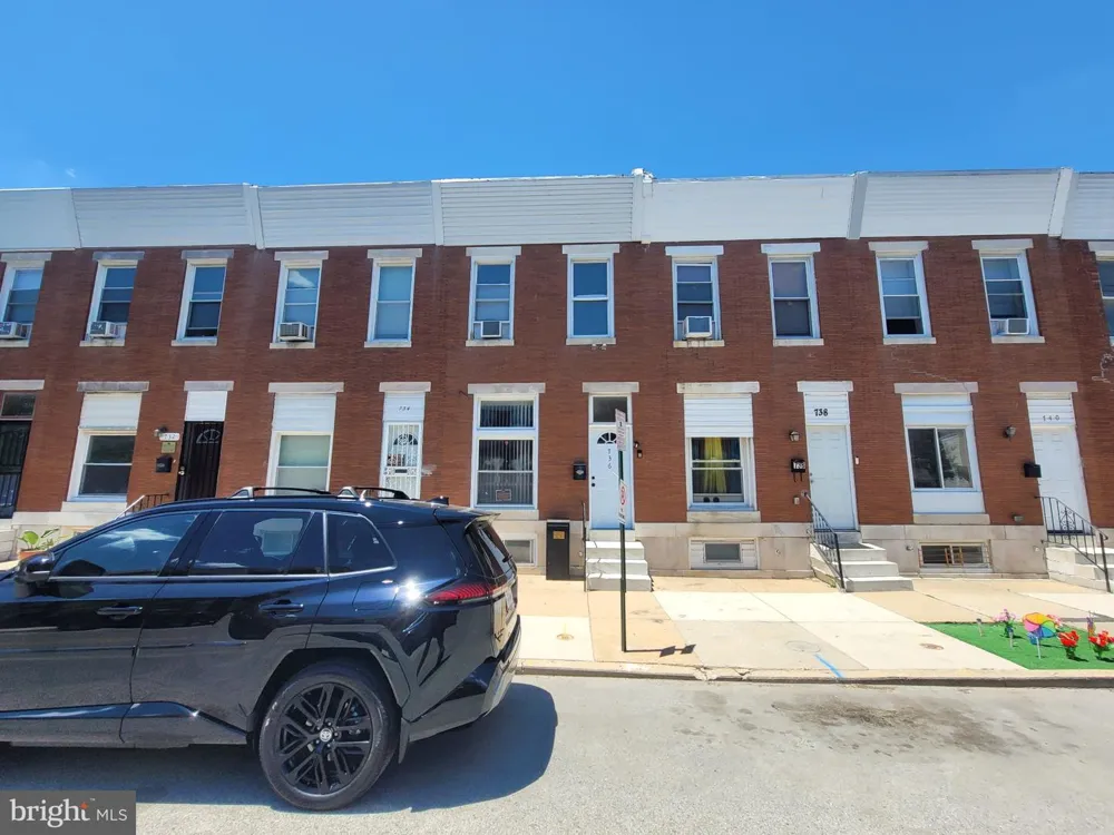 736 LINWOOD AVENUE Baltimore, MD 21205