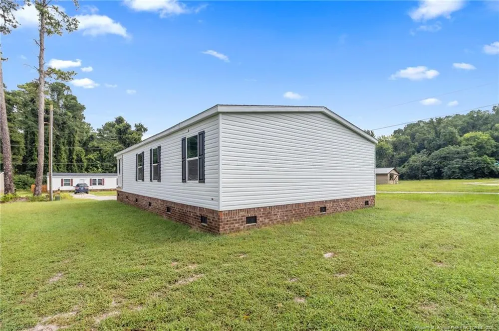 4058 Lodge Drive Wade, NC 28395