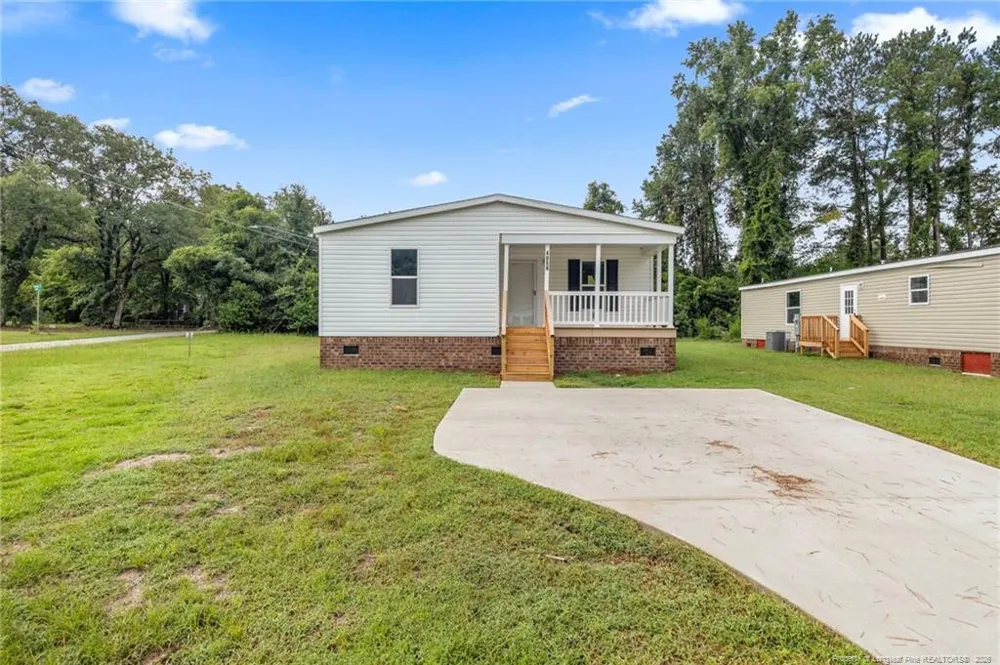 4058 Lodge Drive Wade, NC 28395