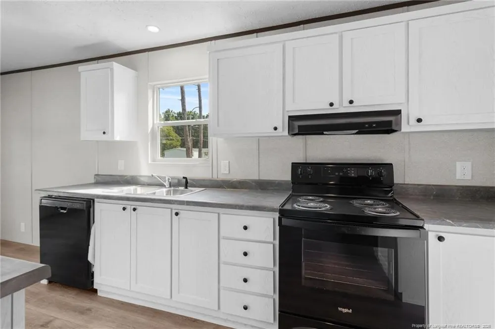 4054 Lodge Drive Wade, NC 28395