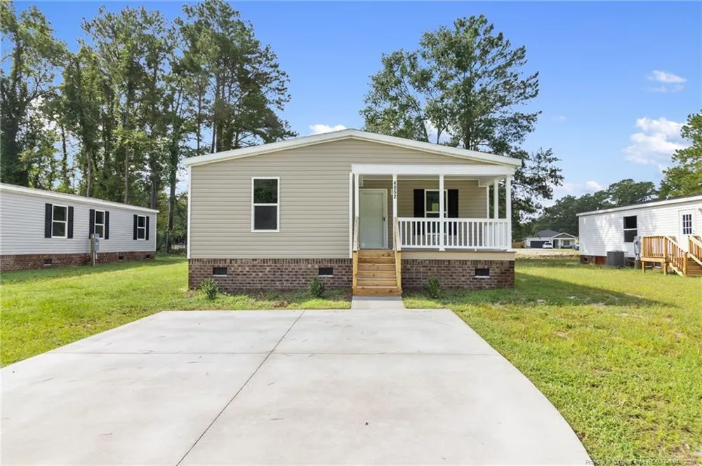 4052 Lodge Drive Wade, NC 28395