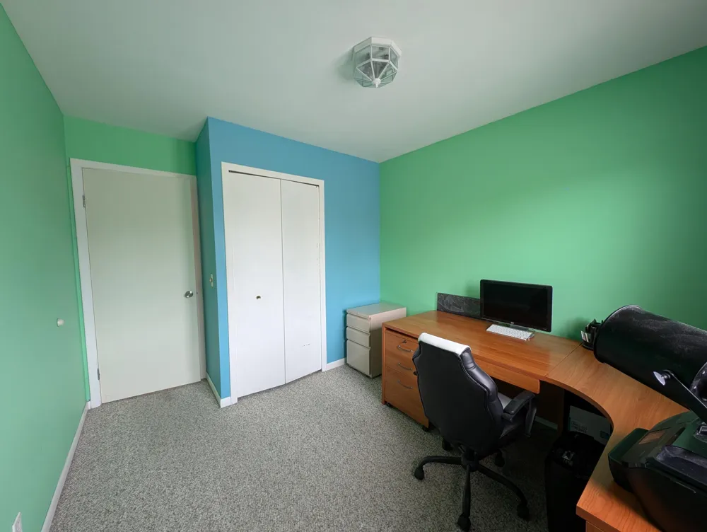 16318 Wellington Avenue Roseville, MI 48066