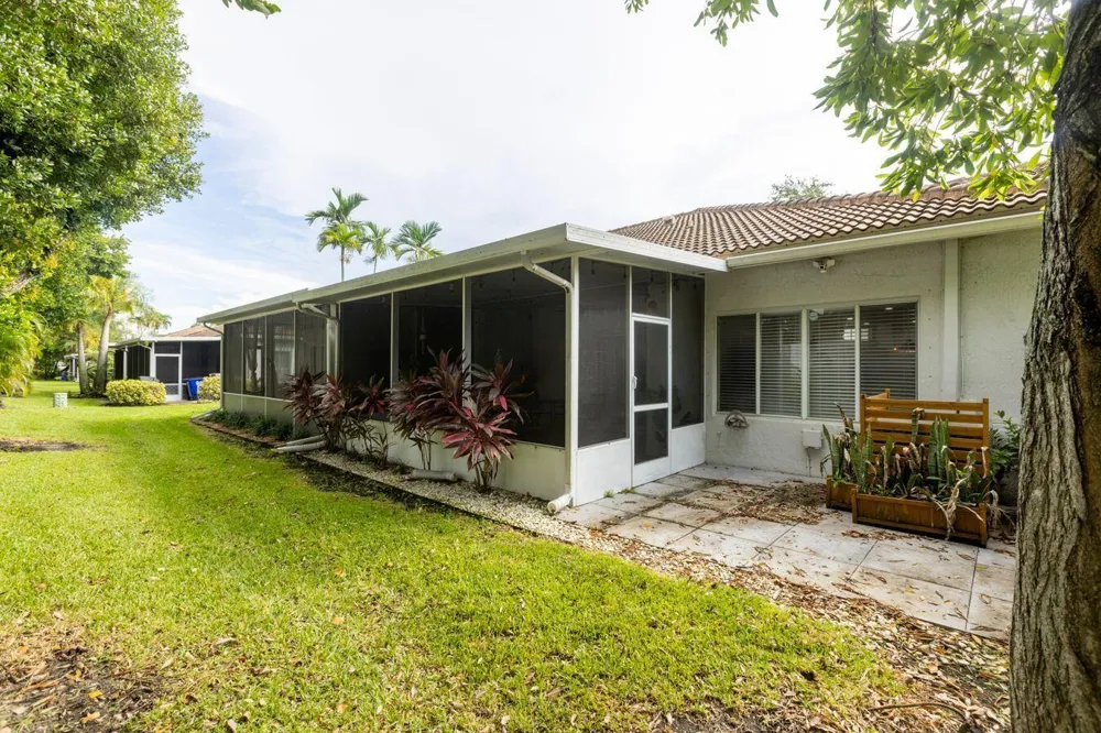 1271 SW 48TH TERRACE Deerfield Beach, FL 33442