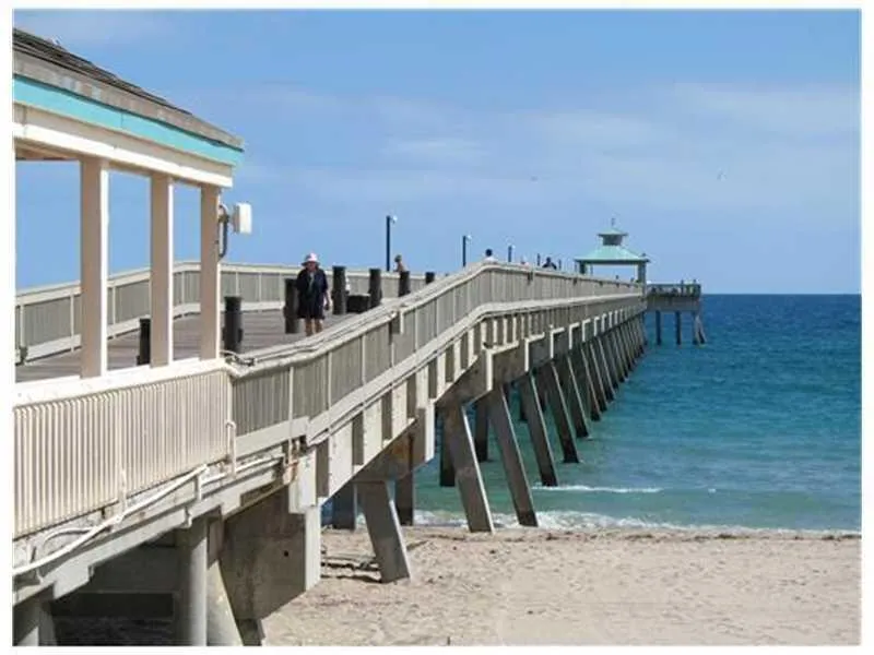 1271 SW 48TH TERRACE Deerfield Beach, FL 33442