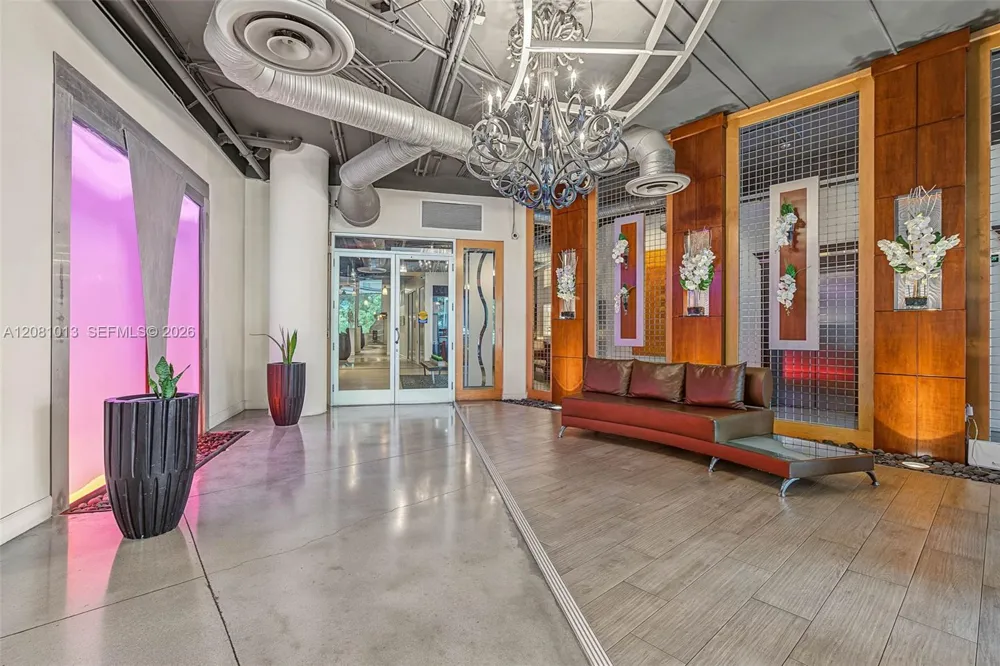 10 SW South River Dr #1106 Miami, FL 33130