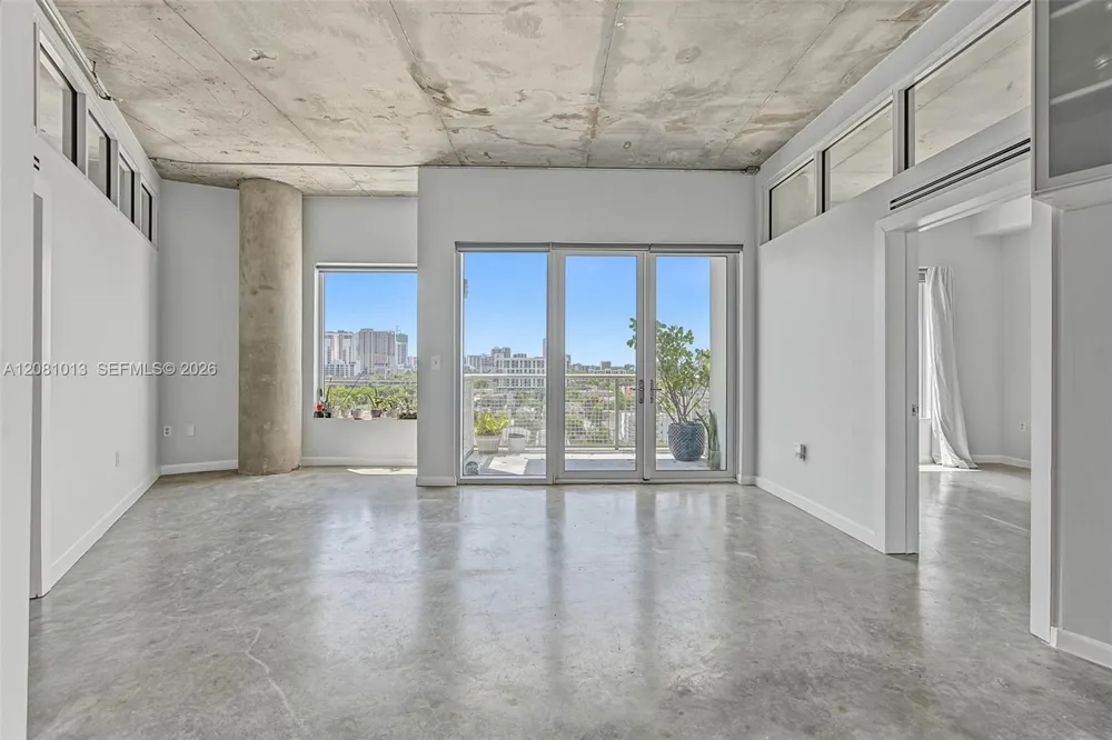 10 SW South River Dr #1106 Miami, FL 33130