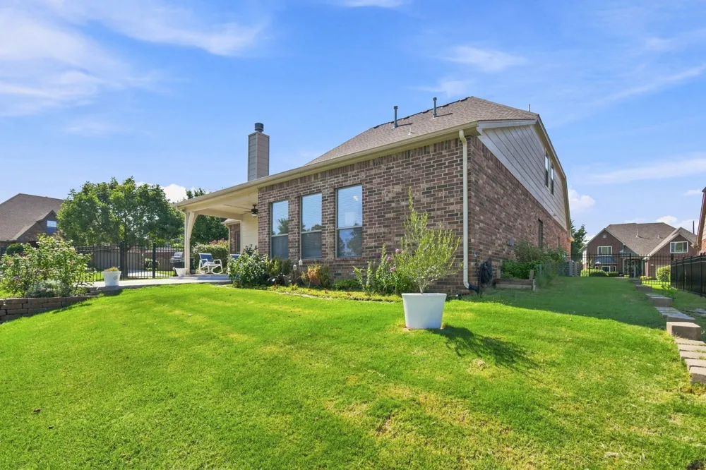 7637 S 94th EastAvenue Tulsa, OK 74133