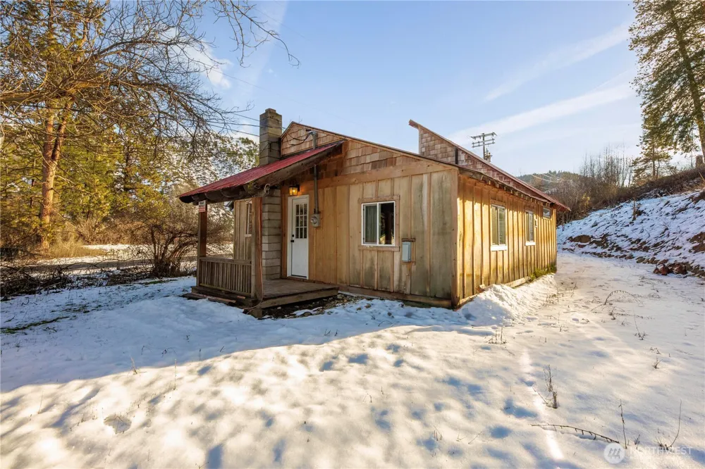 5552 Campbell Road Peshastin, WA 98847