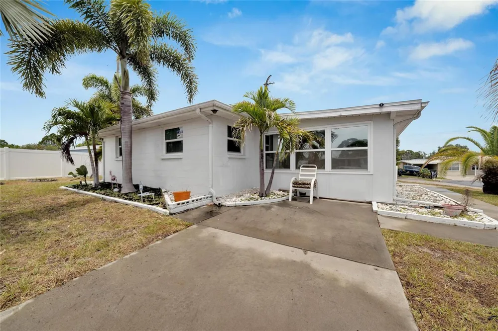 12093 104TH LANE Largo, FL 33773
