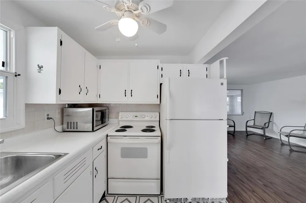 12093 104TH LANE Largo, FL 33773