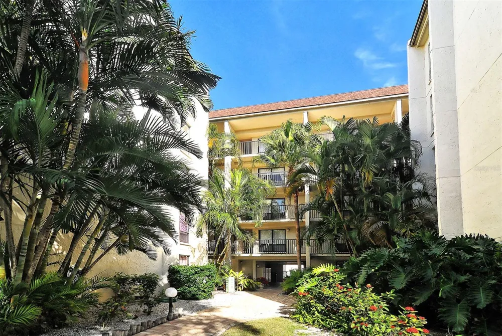 6157 MIDNIGHT PASS ROAD #G11 Sarasota, FL 34242