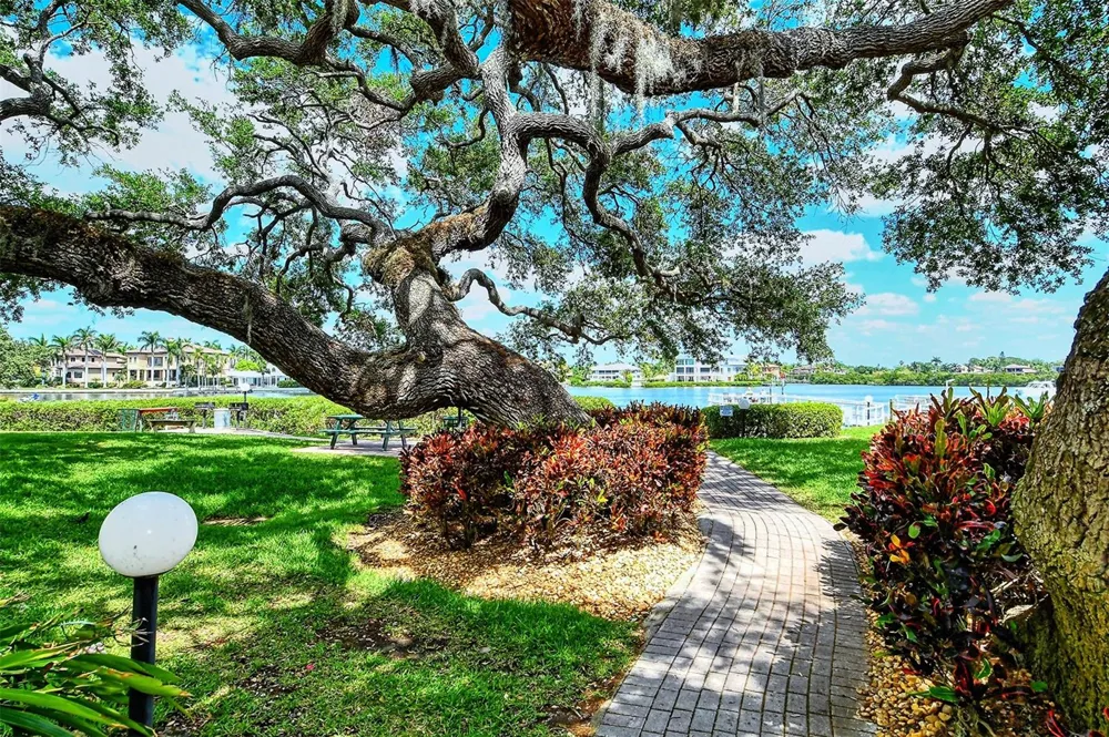 6157 MIDNIGHT PASS ROAD #G11 Sarasota, FL 34242