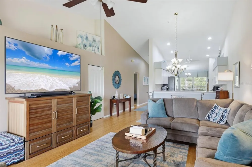 5221 MAHOGANY RUN AVENUE #224 Sarasota, FL 34241