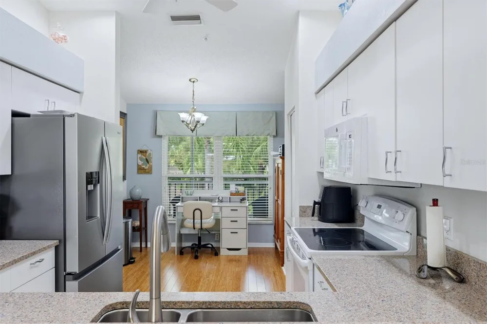 5221 MAHOGANY RUN AVENUE #224 Sarasota, FL 34241