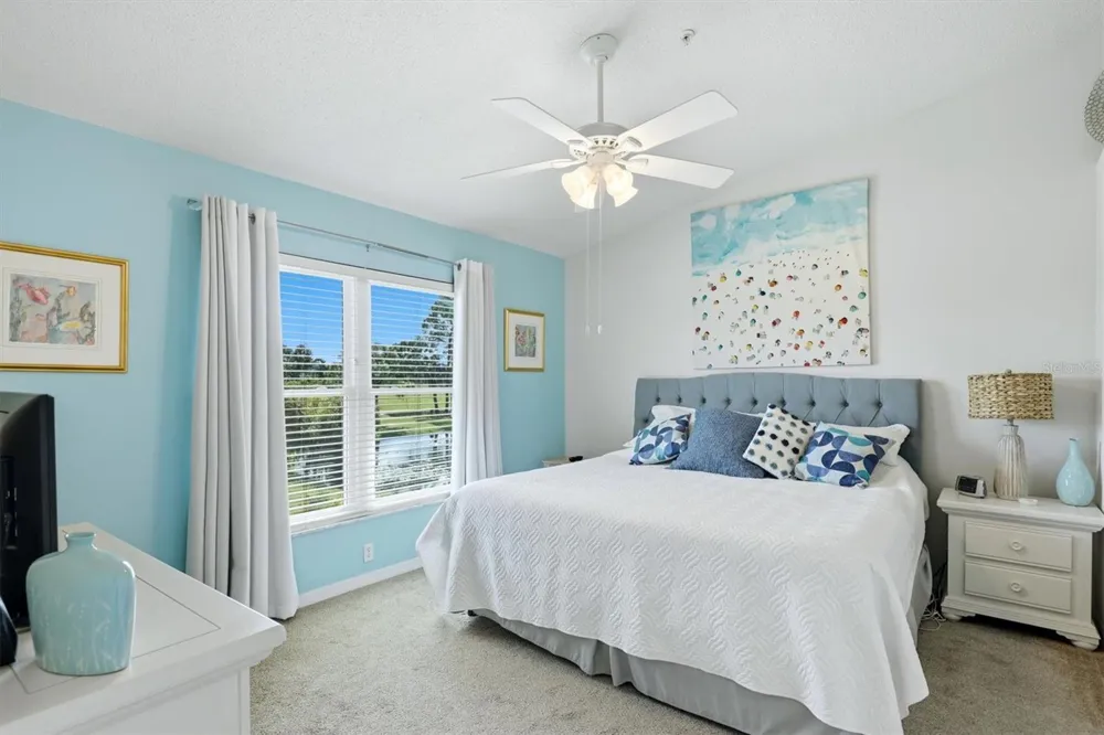 5221 MAHOGANY RUN AVENUE #224 Sarasota, FL 34241
