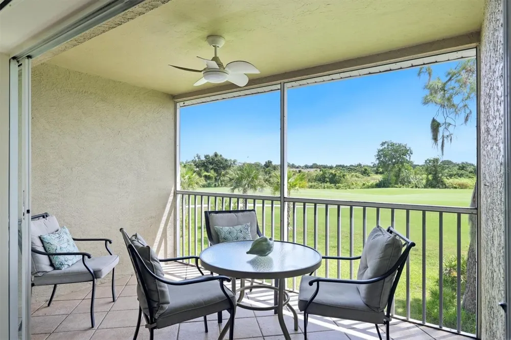 5221 MAHOGANY RUN AVENUE #224 Sarasota, FL 34241