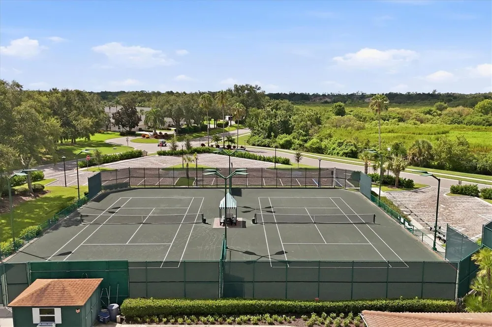 5221 MAHOGANY RUN AVENUE #224 Sarasota, FL 34241