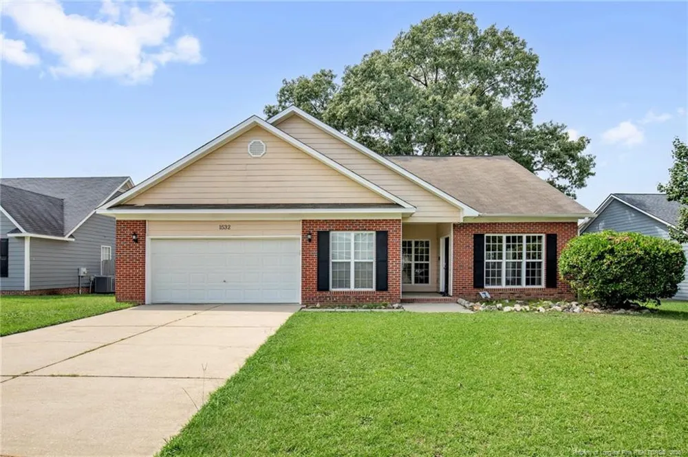 1532 Laurel Oak Drive Fayetteville, NC 28314