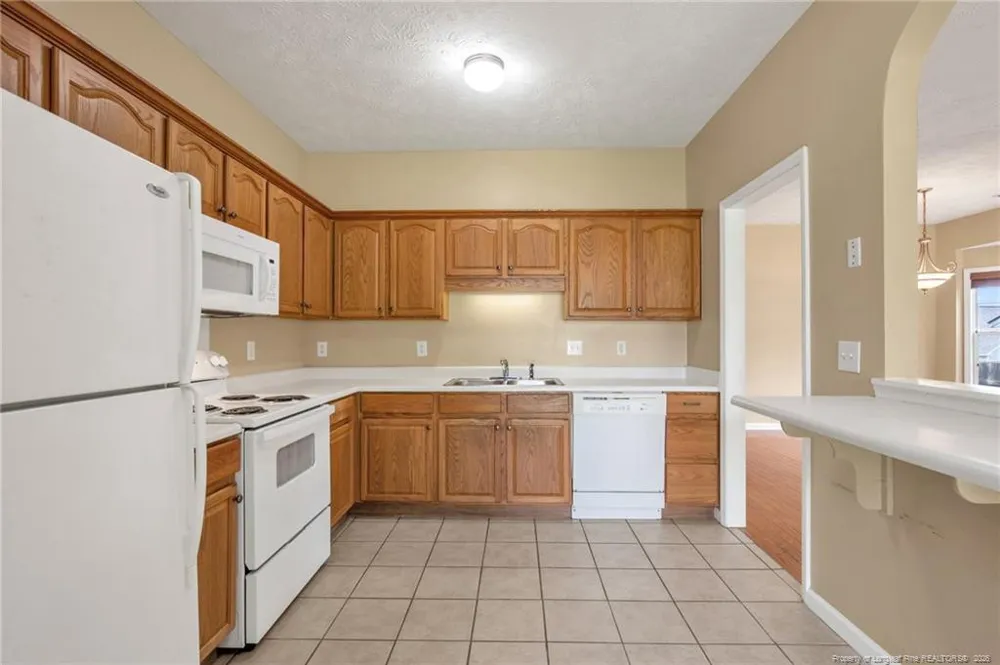 1532 Laurel Oak Drive Fayetteville, NC 28314