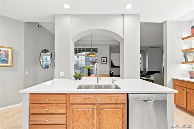 1100 Cherokee Street #502 Denver, CO 80204