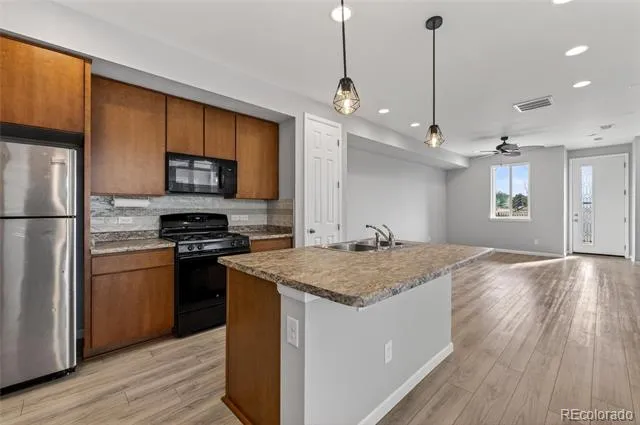 23584 E 5th Place Aurora, CO 80018