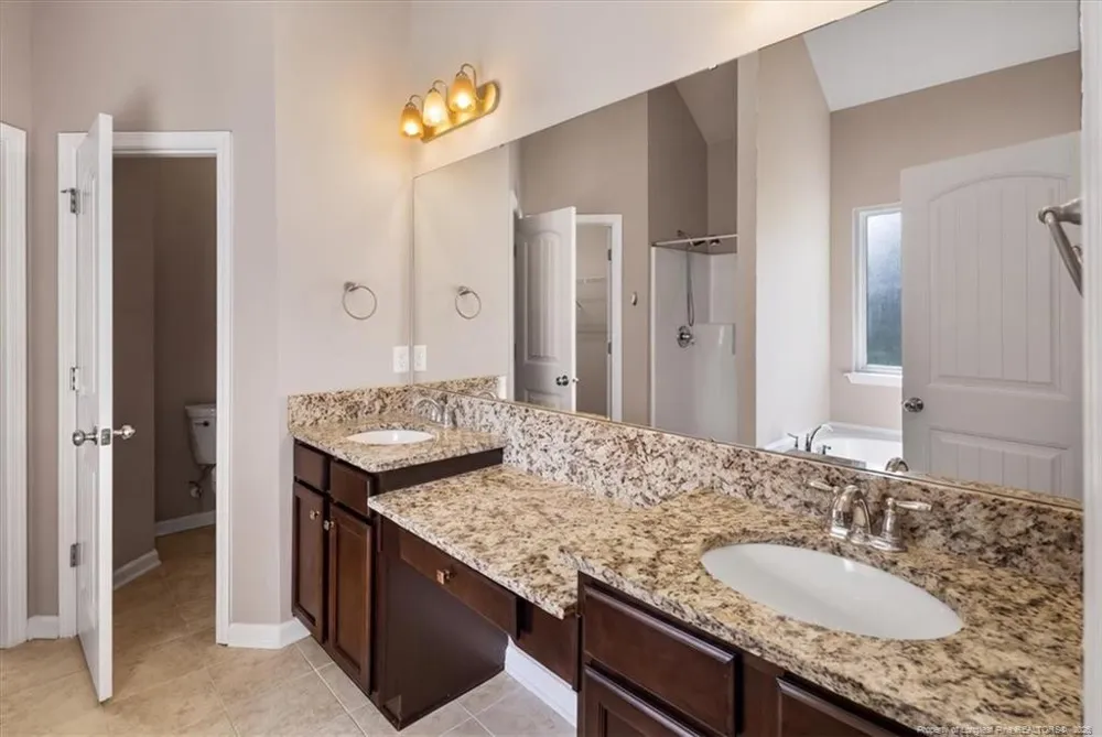5076 Phillipi Church Road Raeford, NC 28376