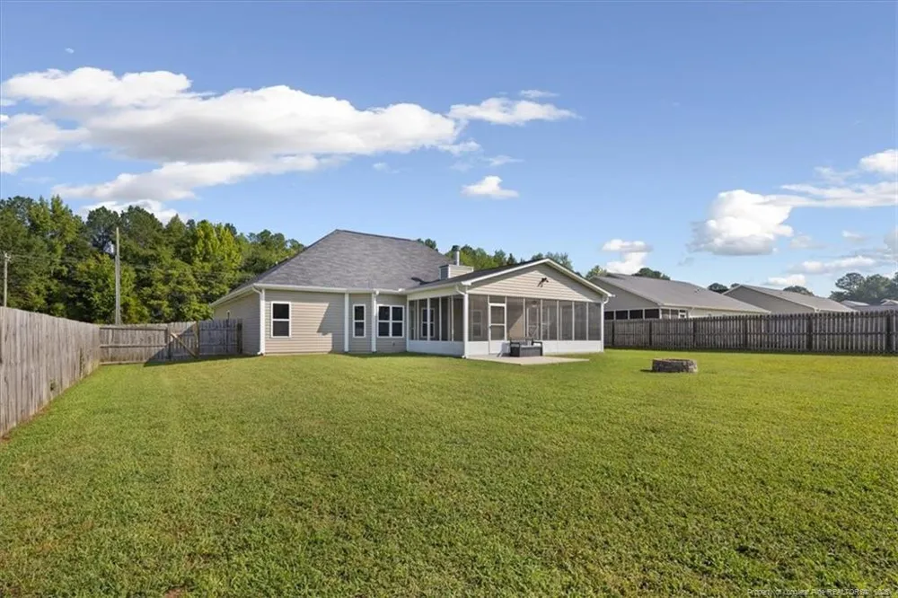 5076 Phillipi Church Road Raeford, NC 28376