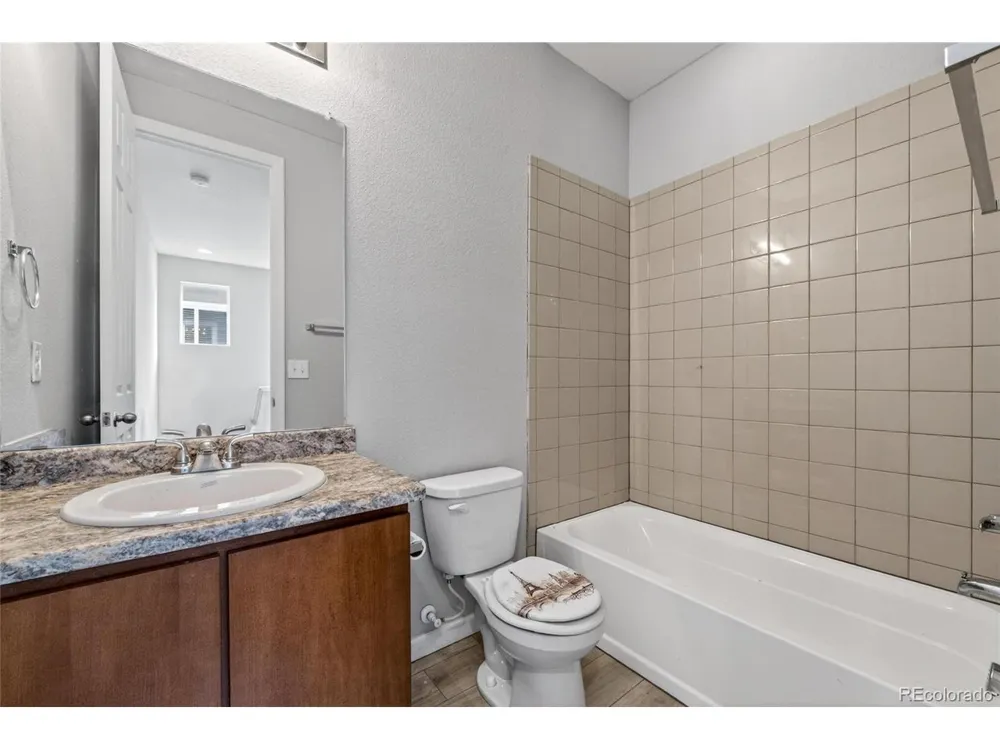 23584 E 5th Place Aurora, CO 80018