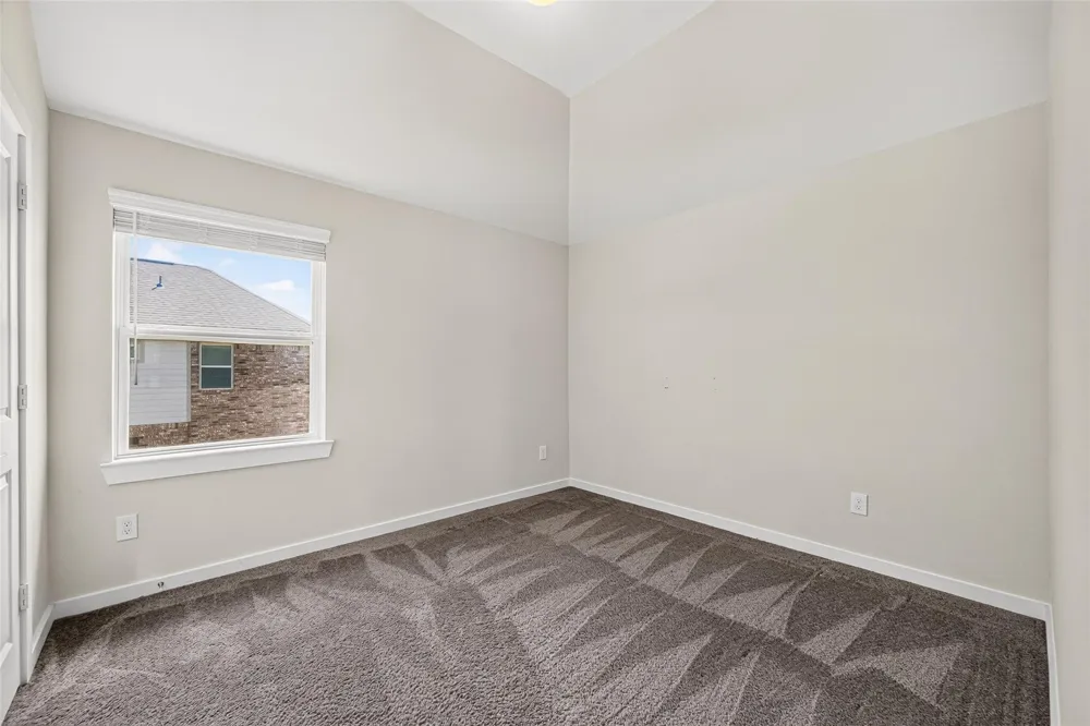 11319 Youngquist Drive Mont Belvieu, TX 77535