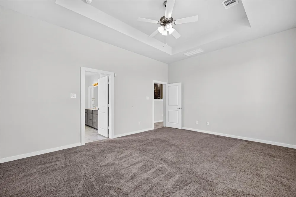 11319 Youngquist Drive Mont Belvieu, TX 77535