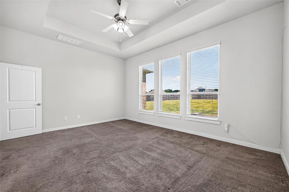 11319 Youngquist Drive Mont Belvieu, TX 77535