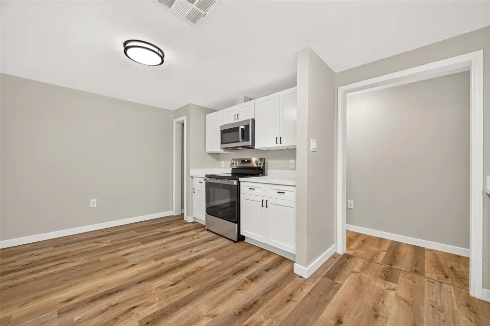 111 4th Street La Porte, TX 77571