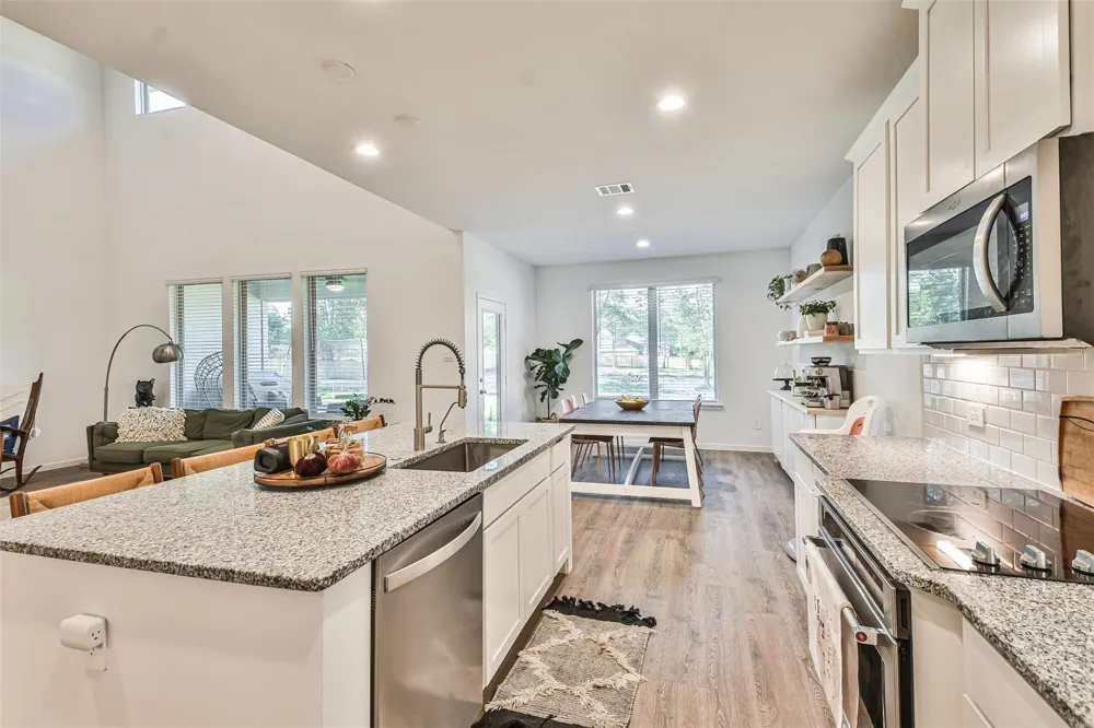 102 Whelan Lane New Waverly, TX 77358