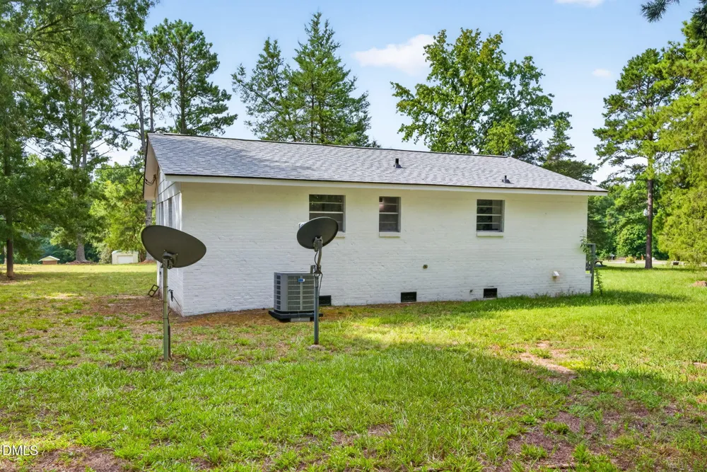 3629 Plantation Road Bullock, NC 27507