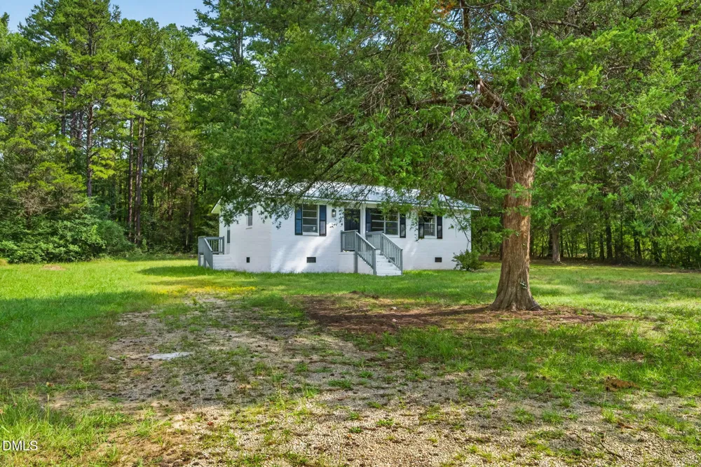 3629 Plantation Road Bullock, NC 27507