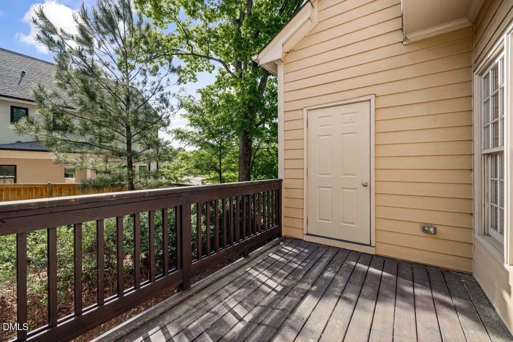 1300 Cameron View Court Raleigh, NC 27607