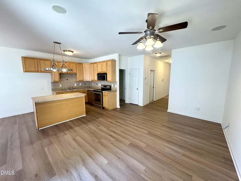 255 Plaza Drive #E Chapel Hill, NC 27517