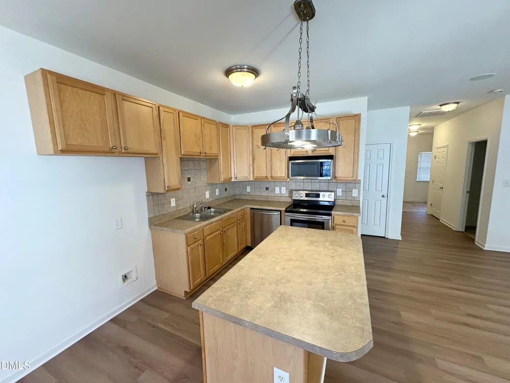 255 Plaza Drive #E Chapel Hill, NC 27517