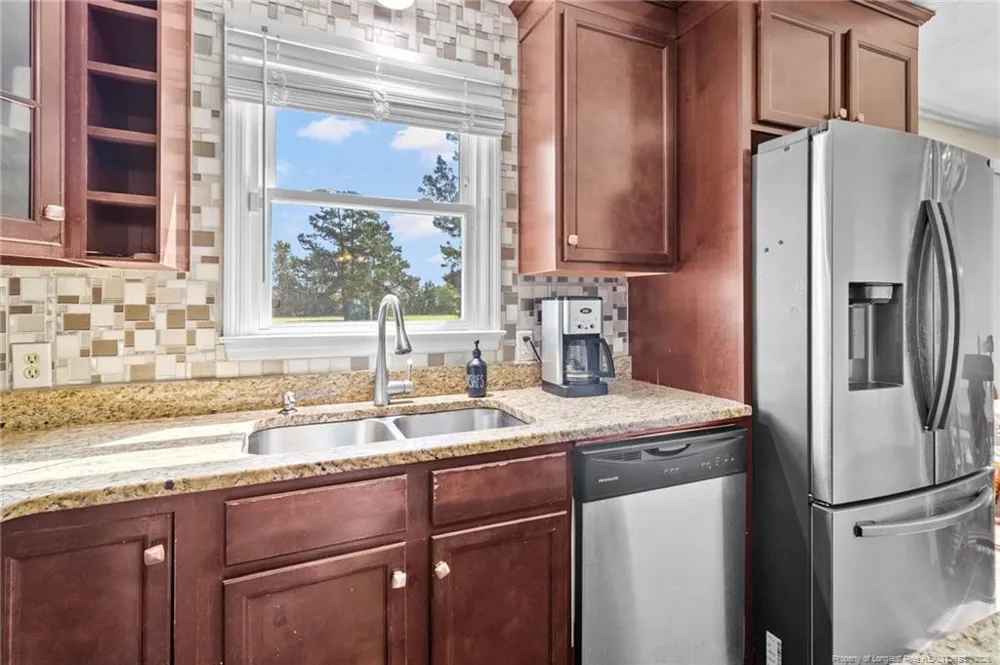 1795 HAMPTON OAKS DRIVE Fayetteville, NC 28314