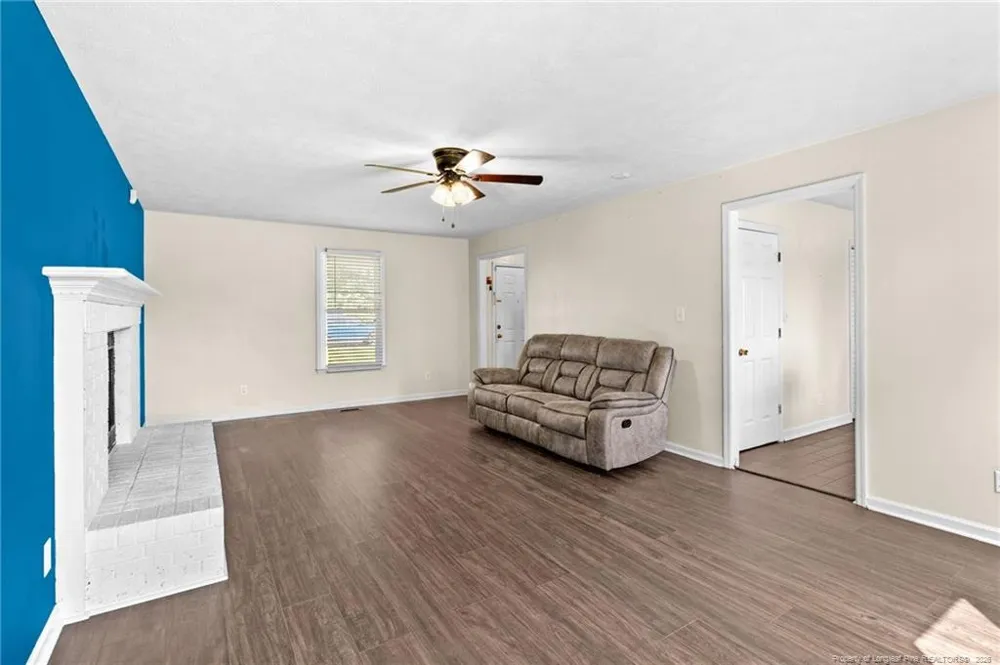 1795 HAMPTON OAKS DRIVE Fayetteville, NC 28314