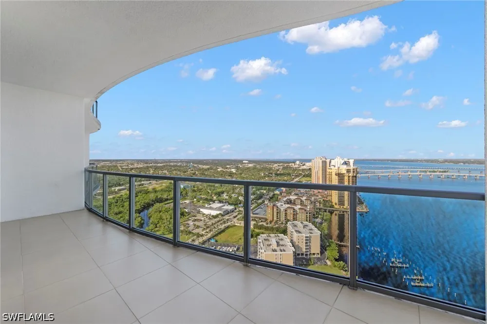 Oasis Grand Boulevard #MPH6 Fort Myers, FL 33916