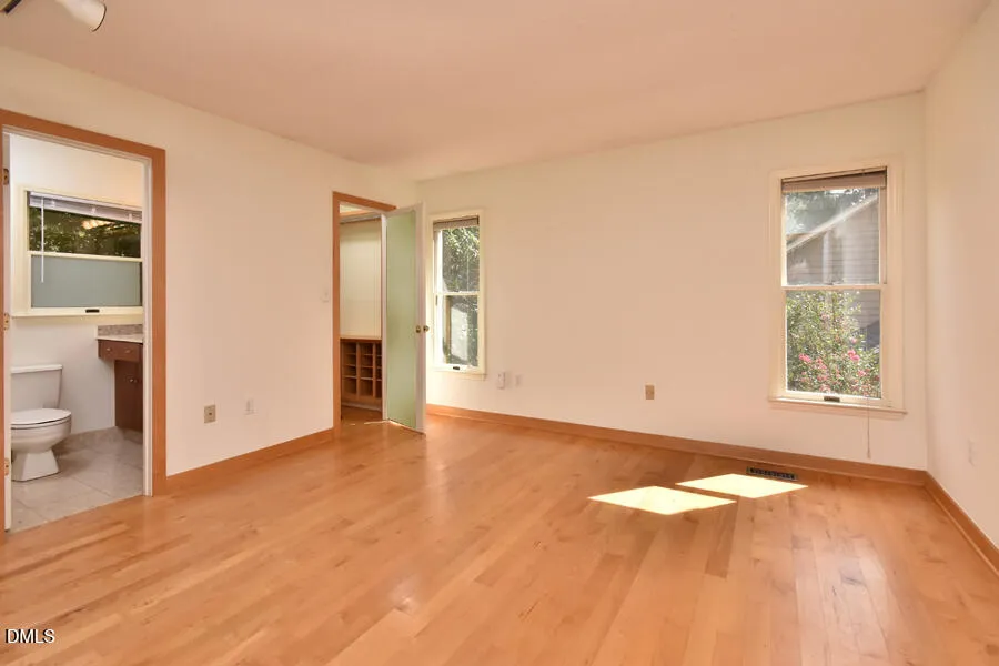 102 Mallard Court Chapel Hill, NC 27517