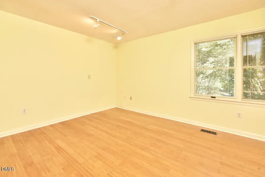 102 Mallard Court Chapel Hill, NC 27517