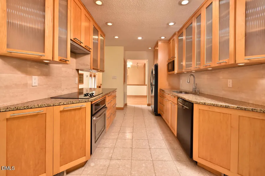 102 Mallard Court Chapel Hill, NC 27517