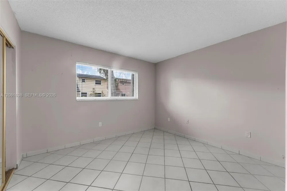 2018 SW 103rd Ct Miami, FL 33165