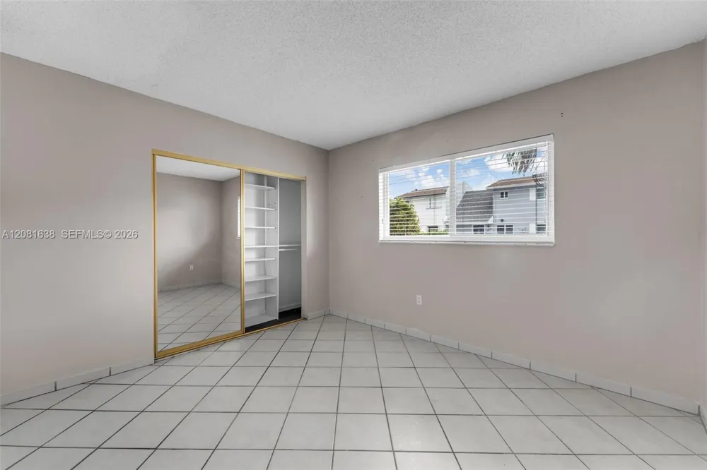 2018 SW 103rd Ct Miami, FL 33165