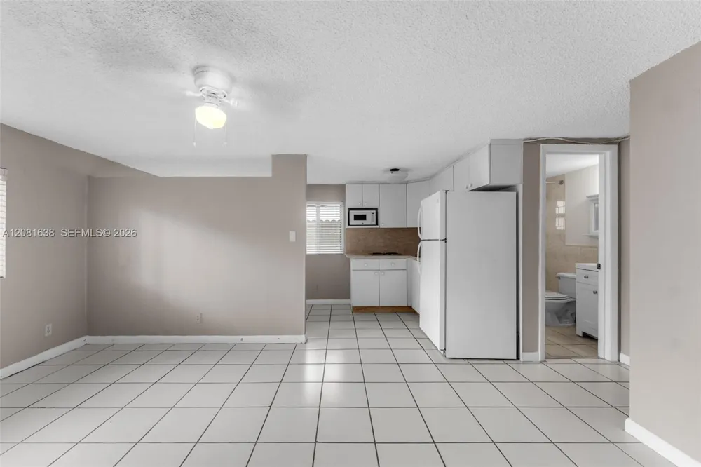 2018 SW 103rd Ct Miami, FL 33165